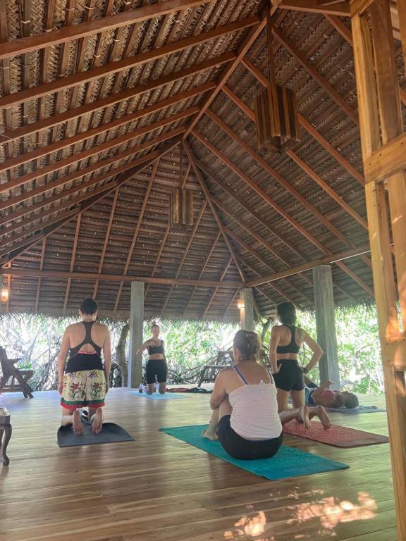 Marakolliya Beach Resort Tangalle Bagian luar foto